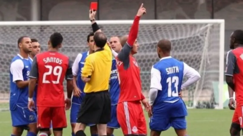 redcard-e1303959416530-425×340