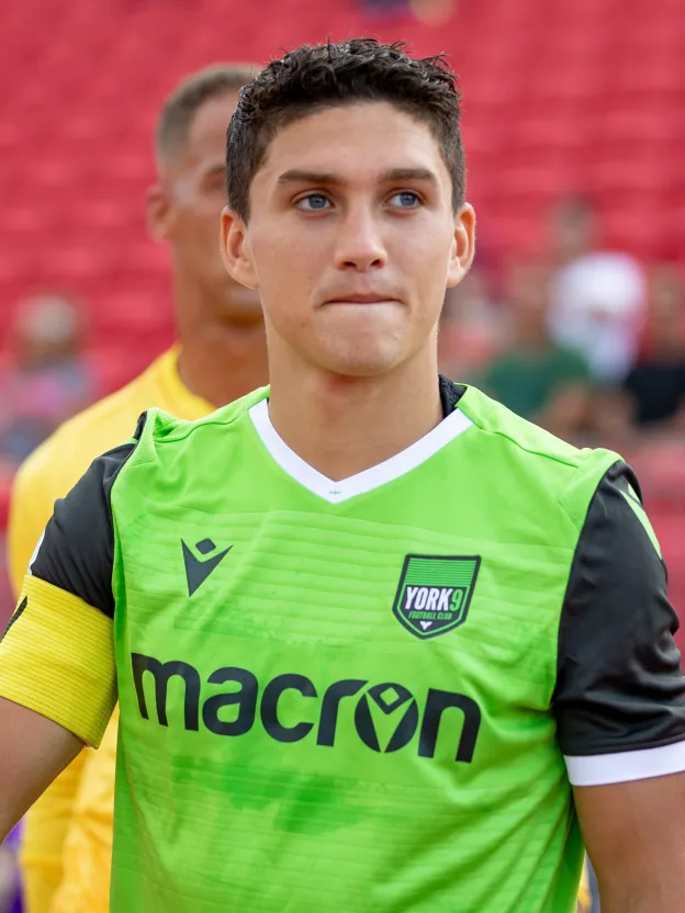 Y9’s Aparicio brushes off yellow card after scoring ‘best goal, ever’