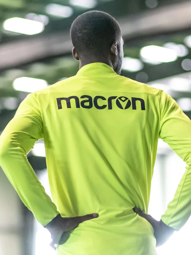 LISTEN: Kurt, Armen and Marty talk inaugural kits (2:09)