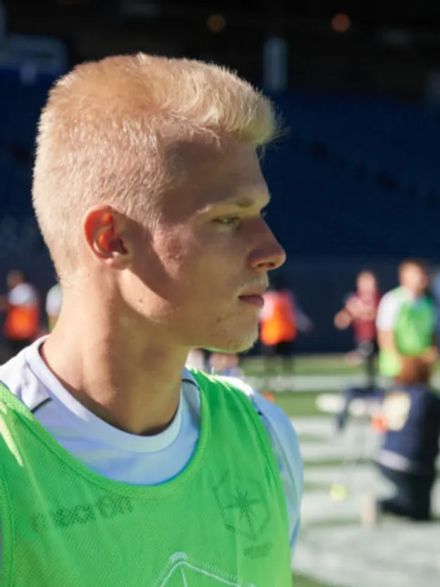 Former Valour GK Artemenko enlists in Ukrainian army: ‘Coach, in five minutes I’m getting on a train and in five hours I’ll be at the battlefront’