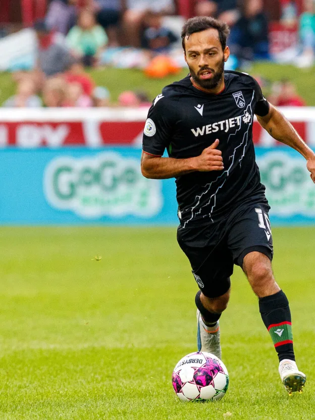 Cavalry FC sign Sergio Camargo to contract extension