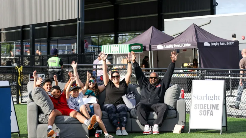 SIDELINE SOFA
