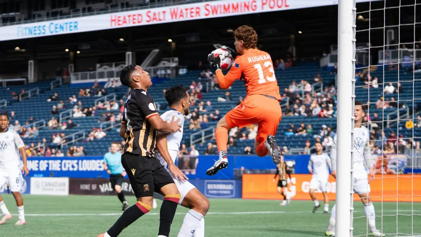 VALOUR vs HALIFAX_1ST HALF [OCT11]-9