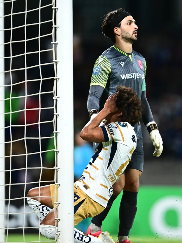 WATCH: Cavalry’s Marco Carducci saves penalty against Pumas