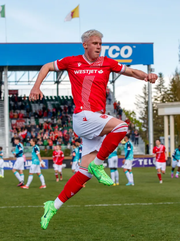 AS IT STANDS: Cavalry continue to rise, Valour & Halifax flex grit