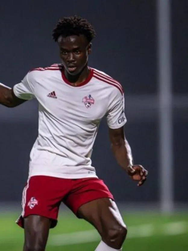 VALOUR FC SIGN CANADIAN DEFENDER KELSEY EGWU