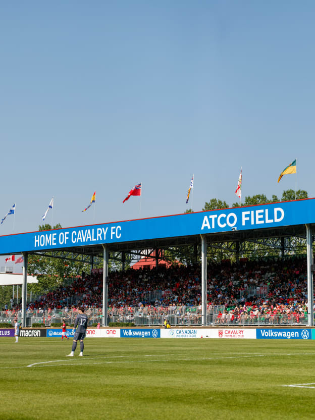 Grandstand_Wide_Angle_uzf7zb