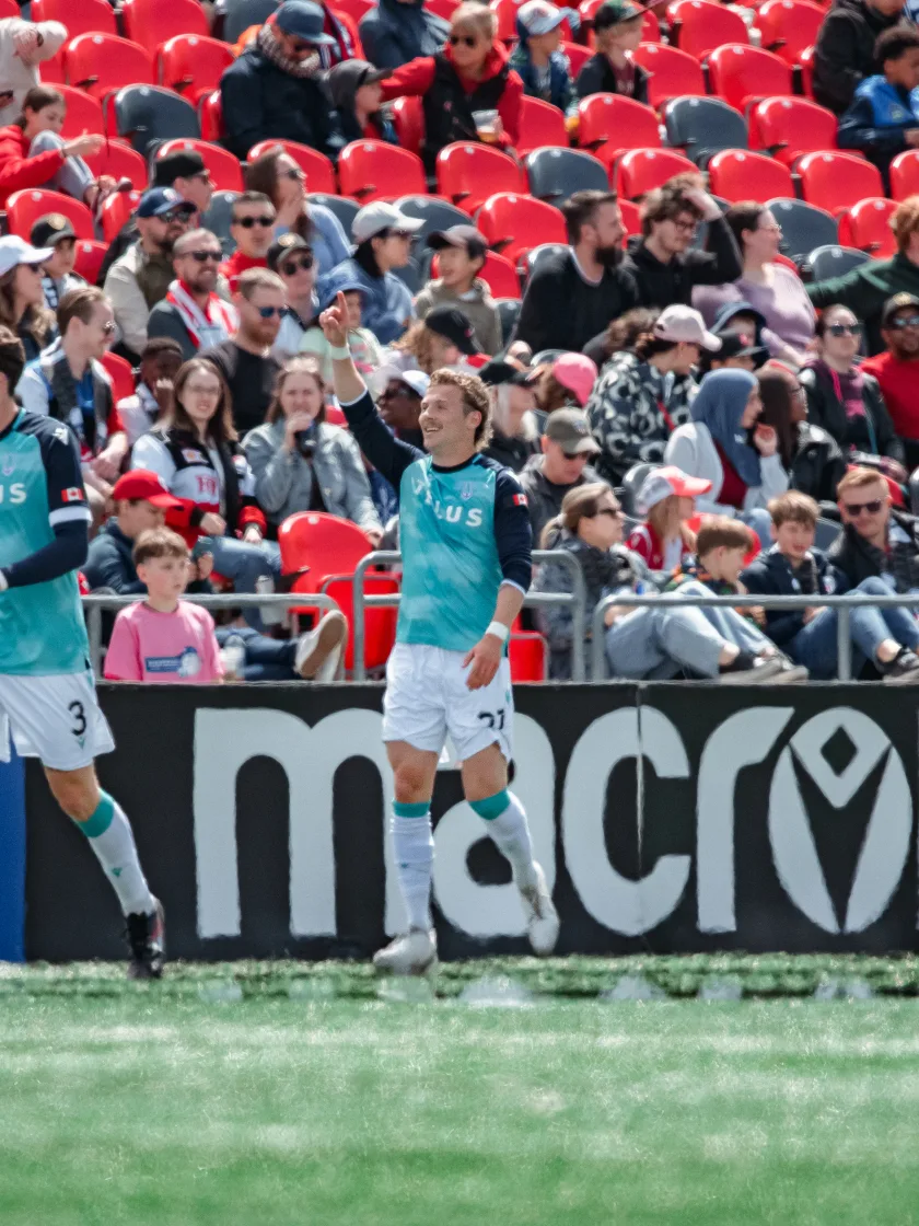 Ronan Kratt scores on turnover vs. Atlético Ottawa