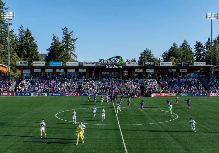 midfield seating